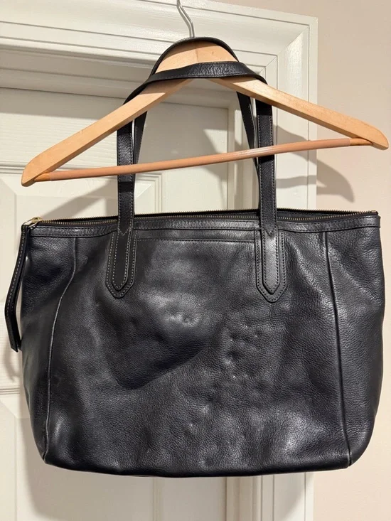 Women’s Black Fossil Purse - Picture 3 of 6